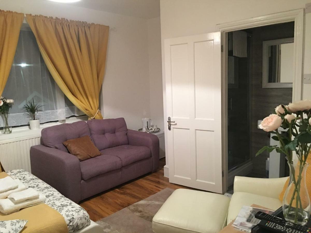 Abbey Wood Station Five Bedroom Self Contained House Kültér fotó